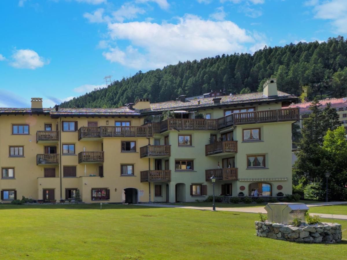 Apartment Chesa Ludains 8 By Interhome St. Moritz Eksteriør billede