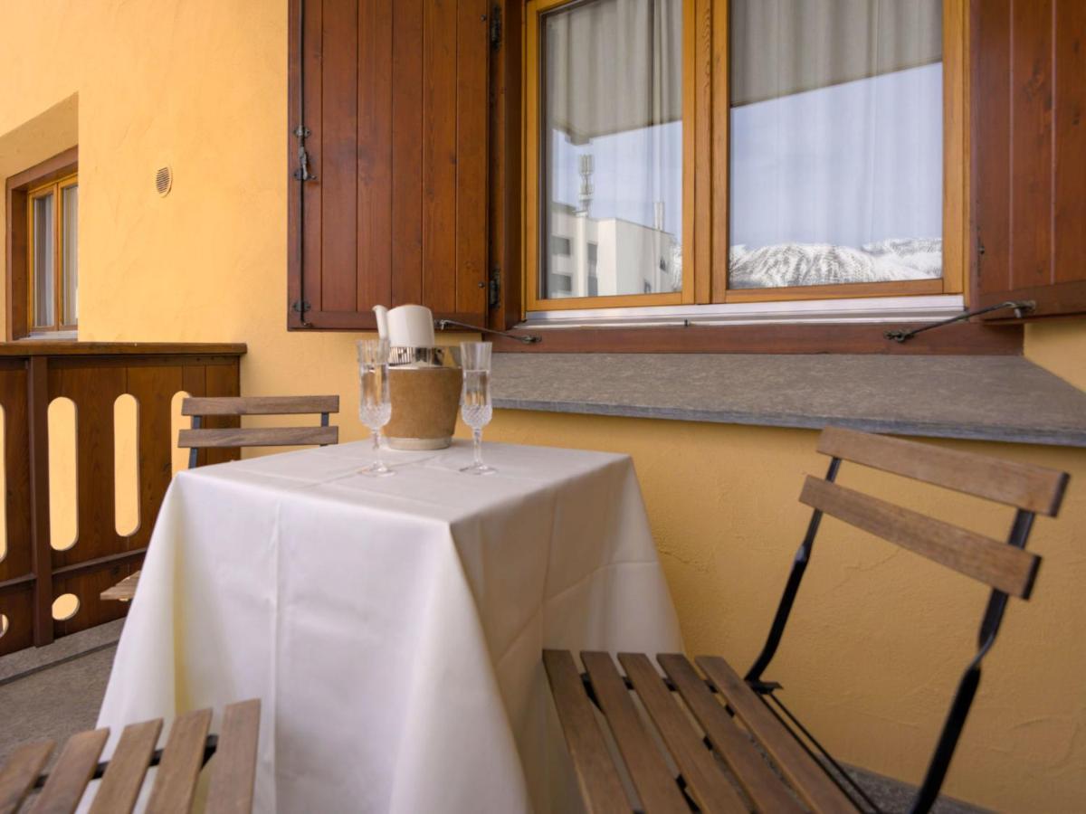Apartment Chesa Ludains 8 By Interhome St. Moritz Eksteriør billede